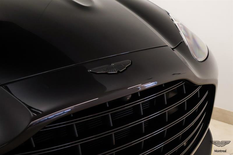 Aston Martin DBX707 707 2026-24