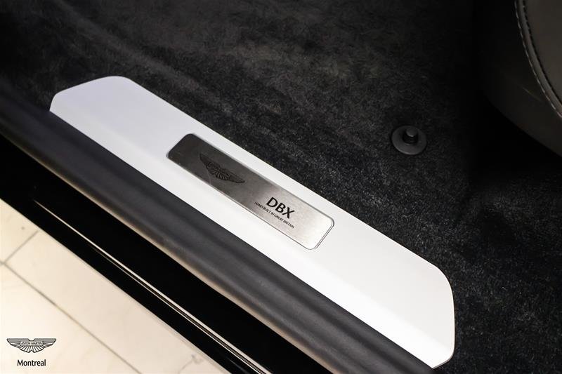 Aston Martin DBX707 707 2026-8