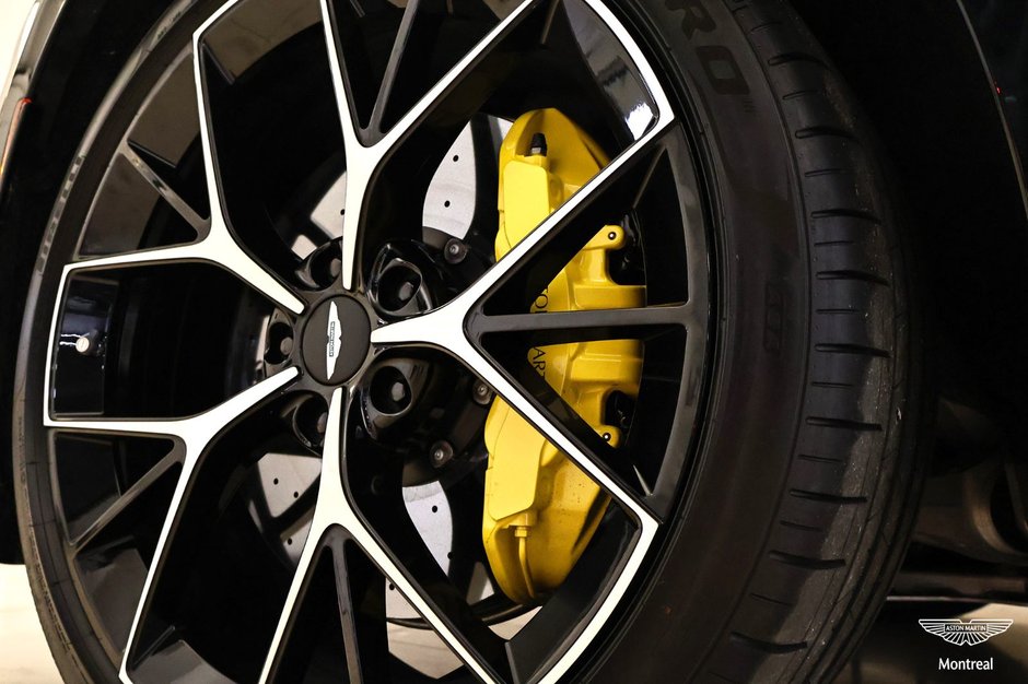 Aston Martin DBX707 707 2026-4