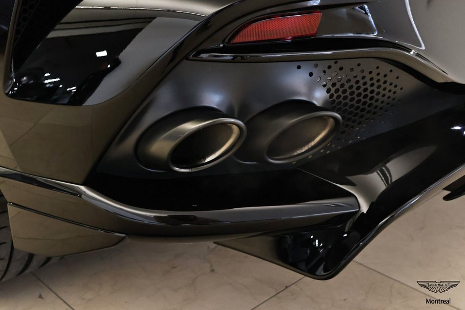 Aston Martin DBX707 707 2026-17