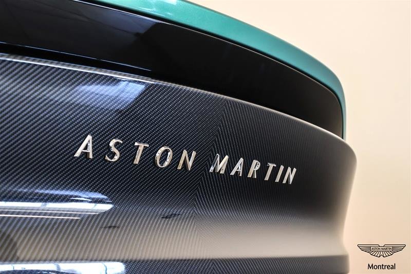 Aston Martin Vanquish  2025-27