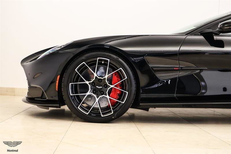 Aston Martin Vanquish Volante 2026-11