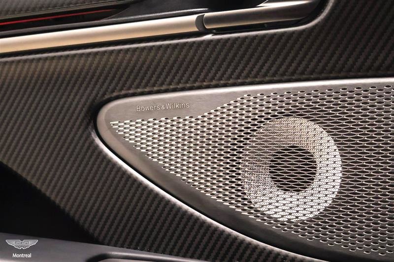 Aston Martin Vanquish Volante 2026-3