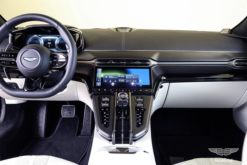 2025 Aston Martin Vantage Coupe-12