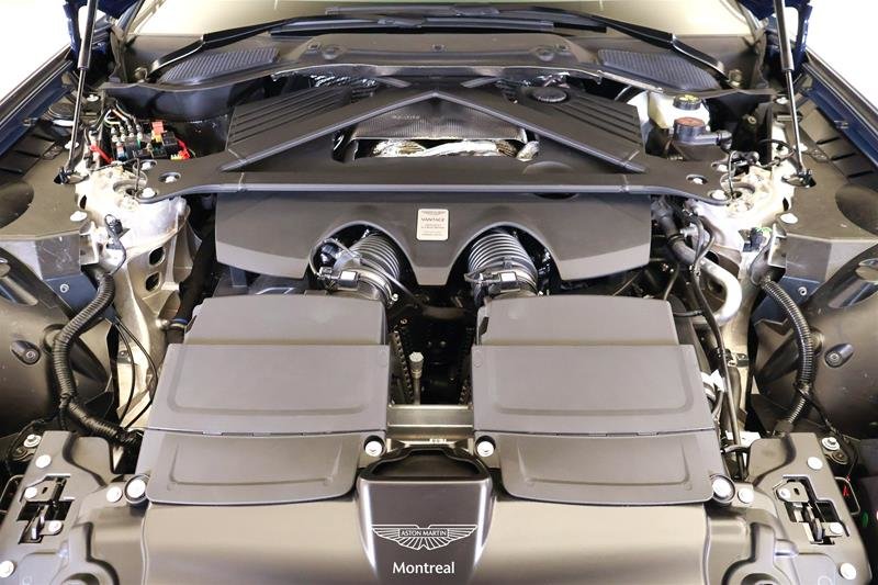 2025 Aston Martin Vantage Coupe-19