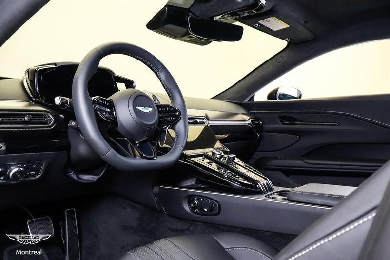 2025 Aston Martin Vantage Coupe-10