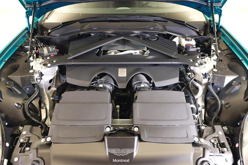 2025 Aston Martin Vantage Coupe-19