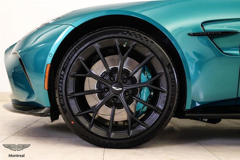 2025 Aston Martin Vantage Coupe-4