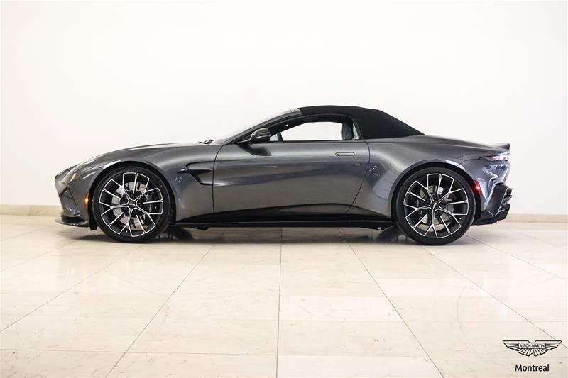 2026 Aston Martin Vantage Roadster-10