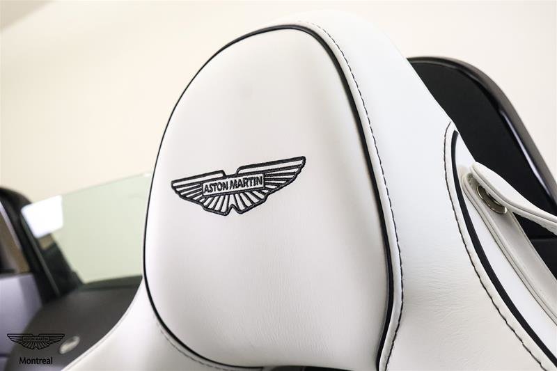 2026 Aston Martin Vantage Roadster-26