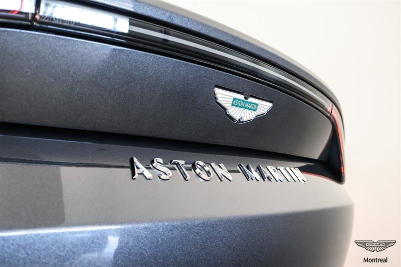 2026 Aston Martin Vantage Roadster-35