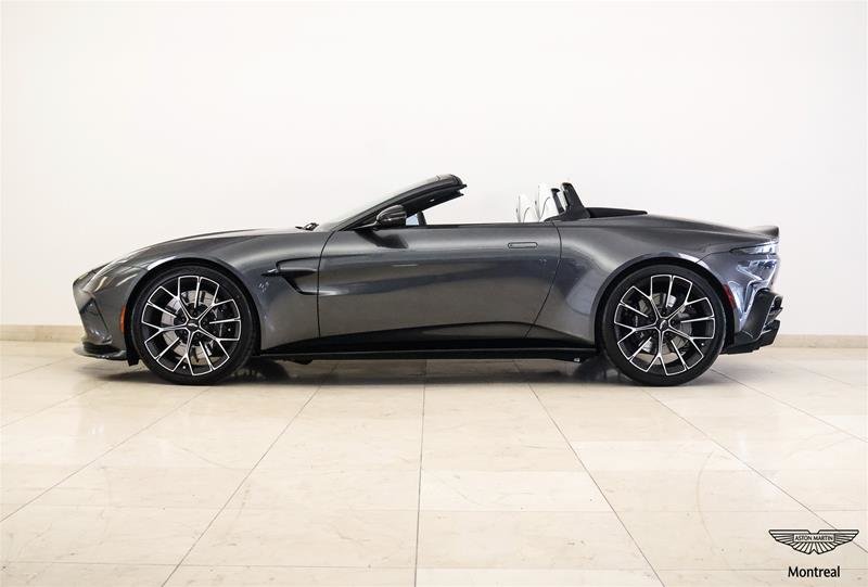 2026 Aston Martin Vantage Roadster-9