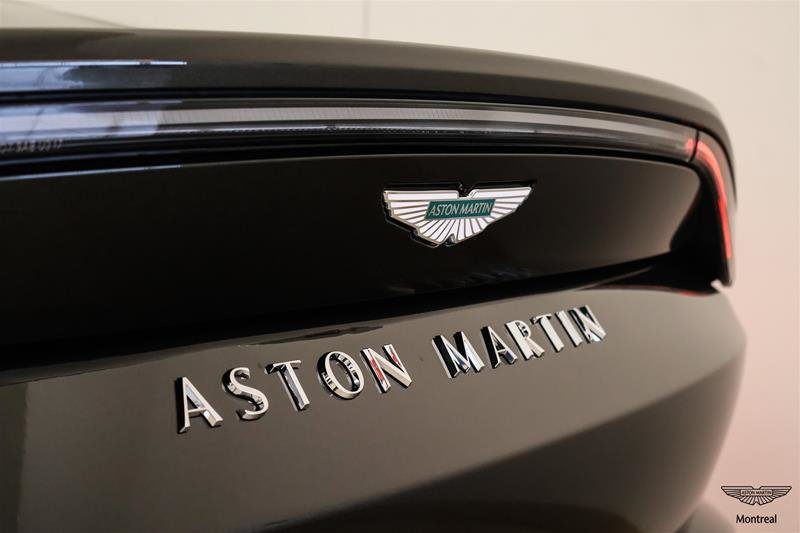 2026 Aston Martin Vantage Roadster-13