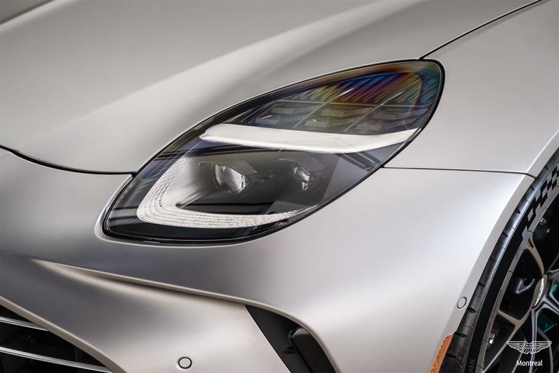 2026 Aston Martin Vantage Roadster-19