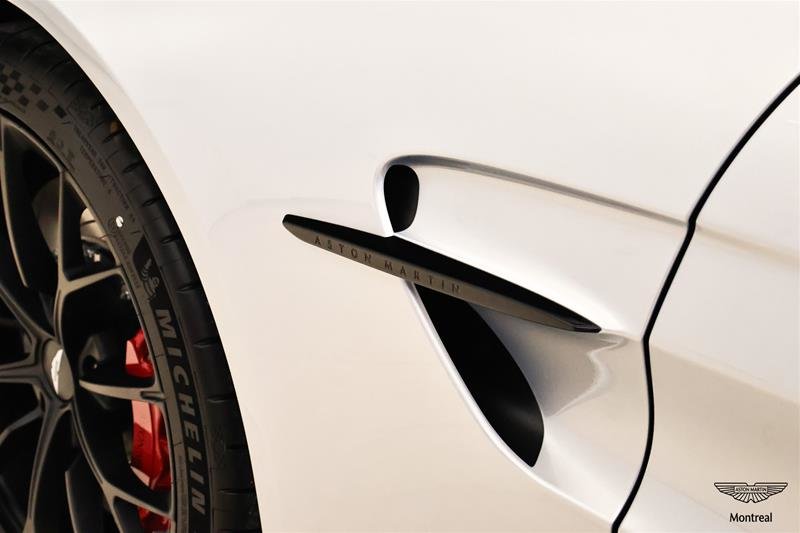 Aston Martin Vantage S Coupe 2026-9