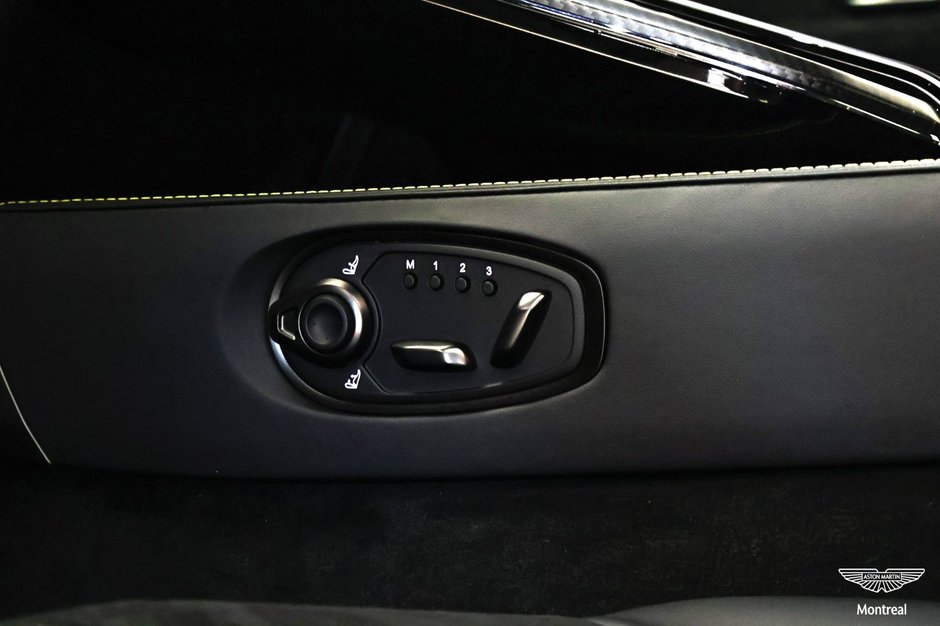 Aston Martin Vantage S Coupe 2026-12