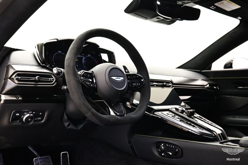 Aston Martin Vantage S Coupe 2026-4