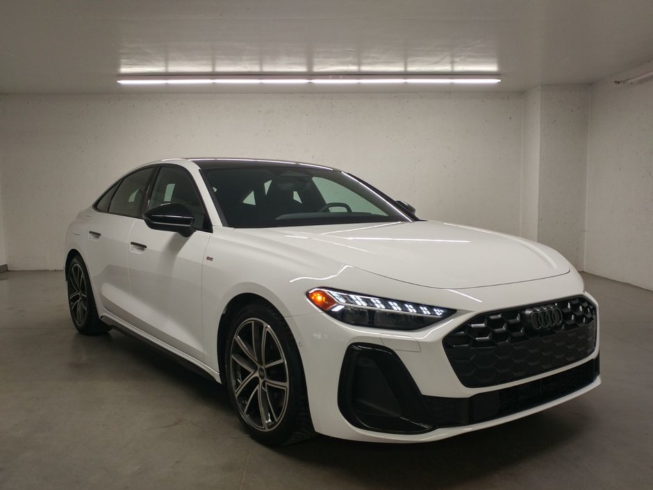 Audi A5 PROGRESSIV S-LINE BLACK PACK ANGLE MORT|NAVI 2025 à Laval, Québec