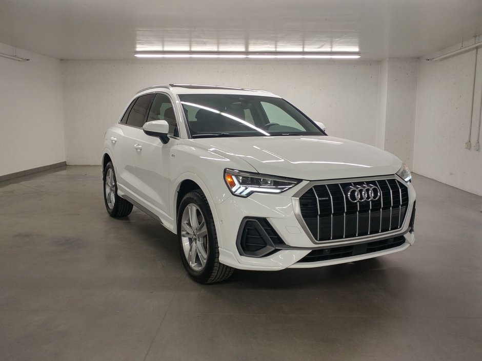 Audi Q3 45 TECHNIK QUATTRO TOIT|NAVI|CARPLAY|CAMERA 2020 à Laval, Québec