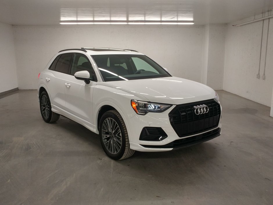 2022 Audi Q3 KOMFORT QUATTRO CANADA EDITION BLACK OPTIC|TOIT in Laval, Quebec