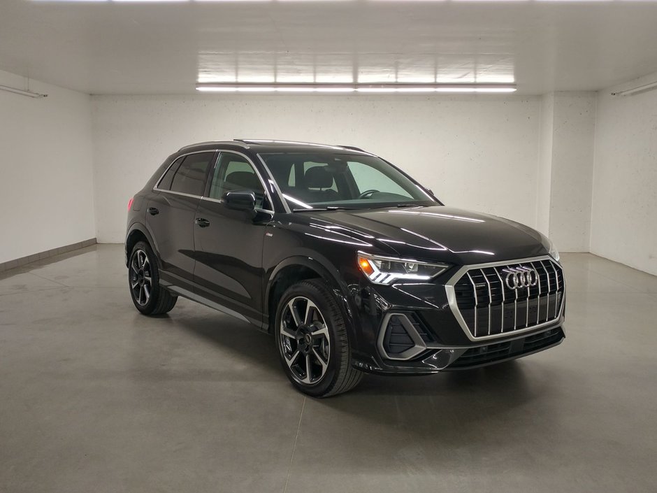 Audi Q3 TECHNIK S-LINE QUATTRO ADV DRIVER ASSIST |CARPLAY 2024 à Laval, Québec