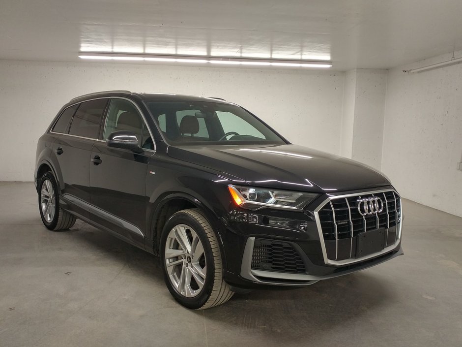 2022 Audi Q7 55 TFSI KOMFORT QUATTRO TOIT|ANGLE MORT|CARPLAY in Laval, Quebec