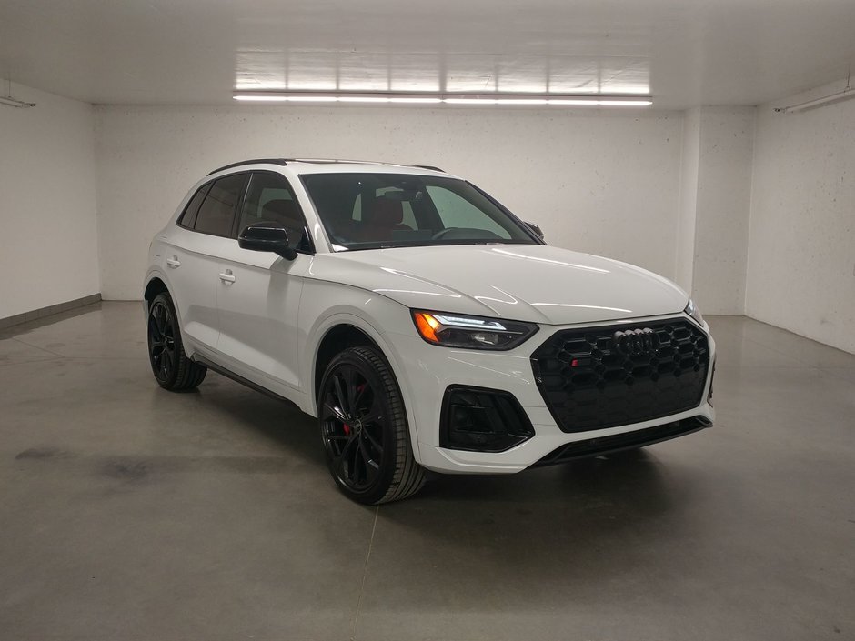 Audi SQ5 PROGRESSIV BLACK COMPETITION TOIT | RED CALIPER 2024 à Laval, Québec