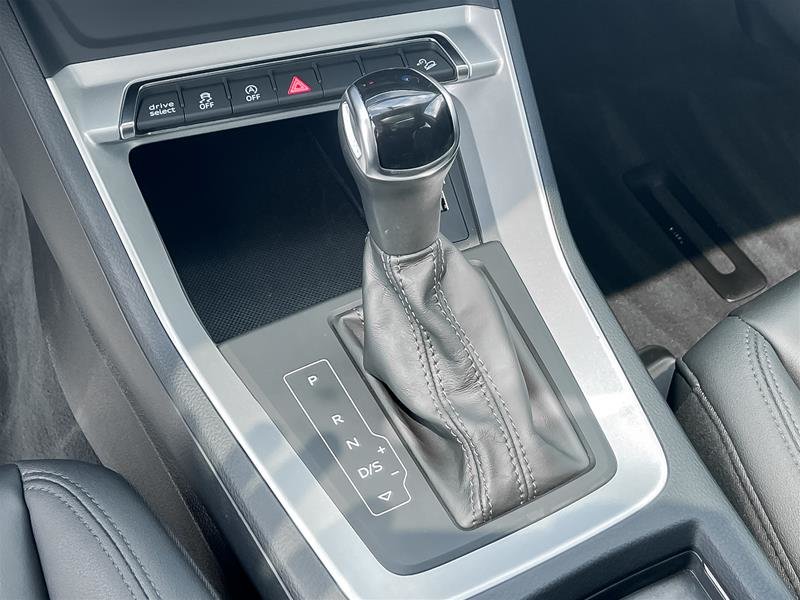 2021 Audi Q3 Komfort-16
