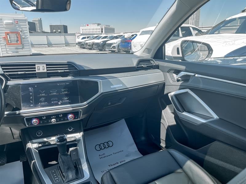 2022 Audi Q3 Progressiv-24