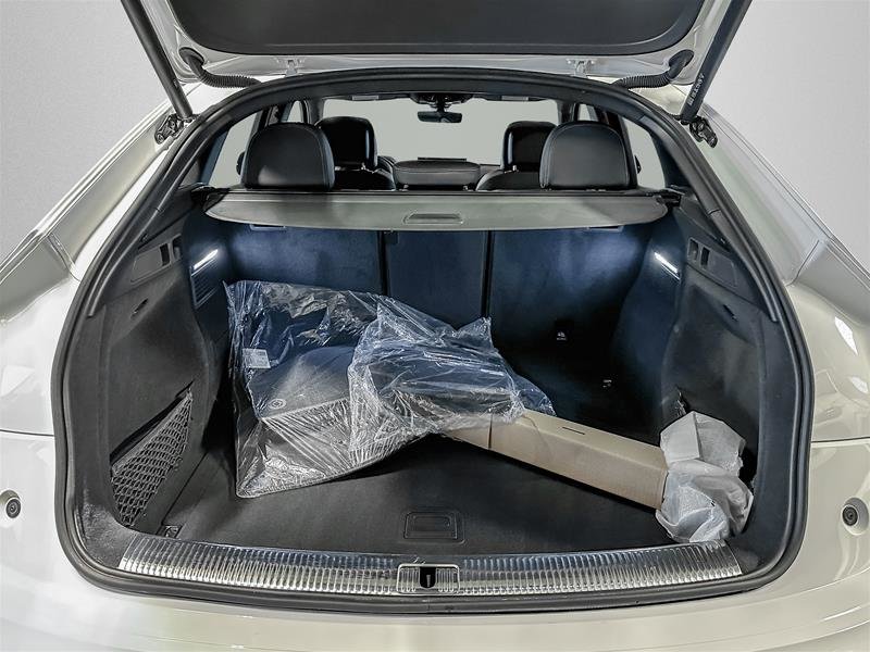 2021 Audi Q5 Sportback Progressiv-8