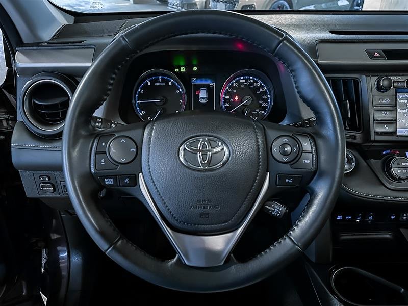 2018 Toyota RAV4 XLE-10