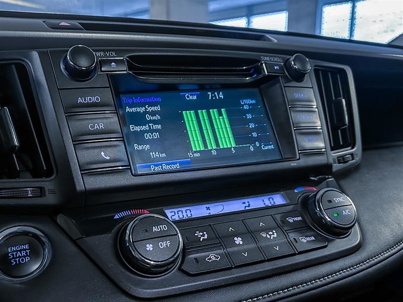 2018 Toyota RAV4 XLE-12