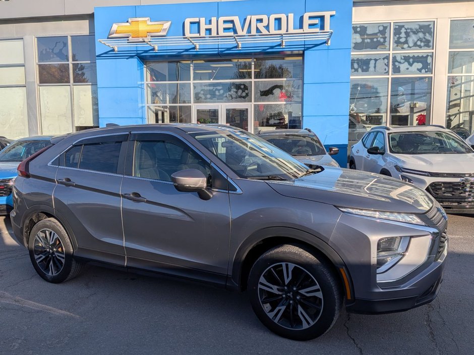 Mitsubishi Eclipse Cross ES 2023 à Chandler, Québec - w940px