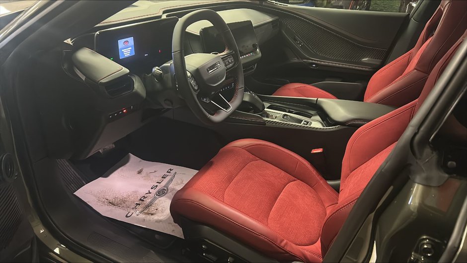 Dodge Charger 4-Doors SCAT PACK PLUS 2026