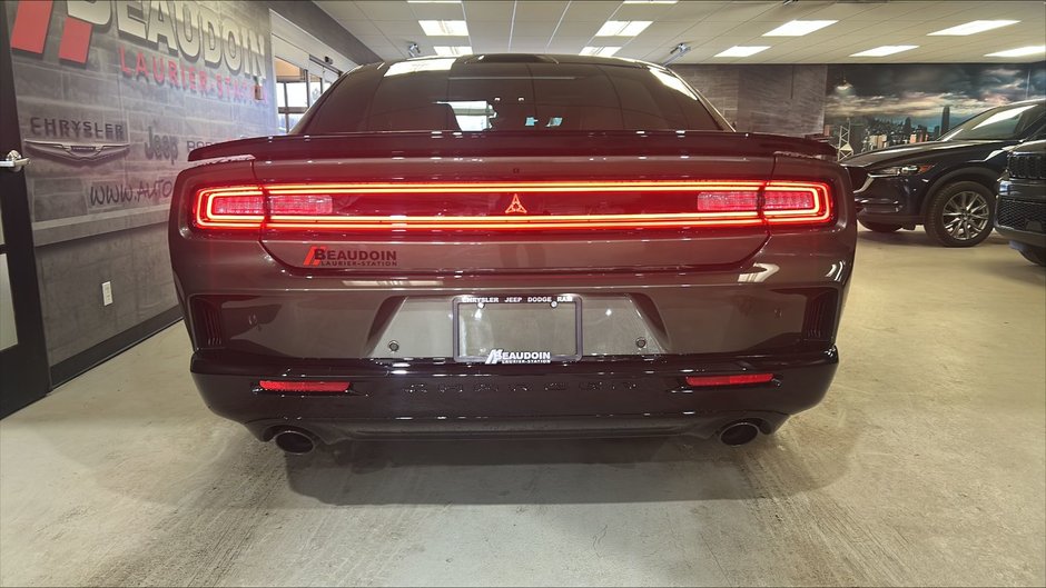 Dodge Charger 4-Doors SCAT PACK PLUS 2026