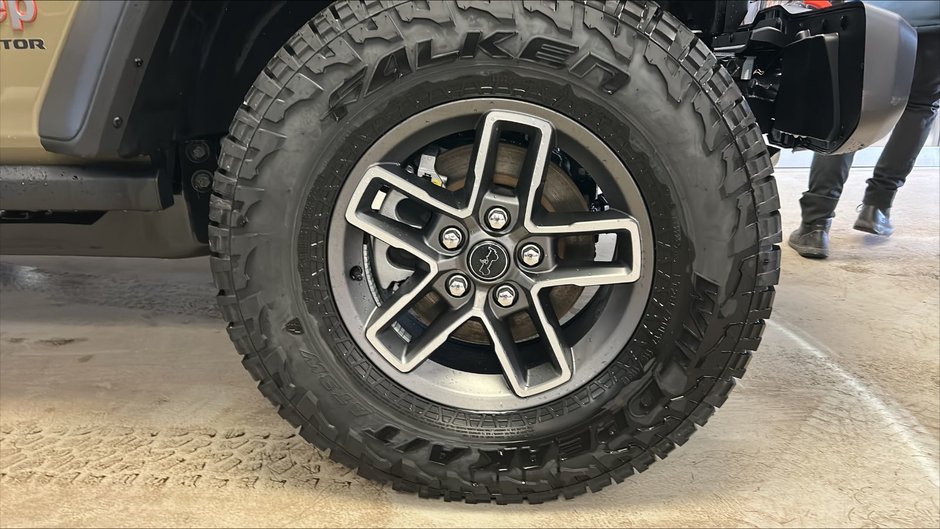 Jeep Gladiator MOJAVE 2026