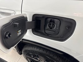 2024 Jeep Wagoneer S Launch Edition