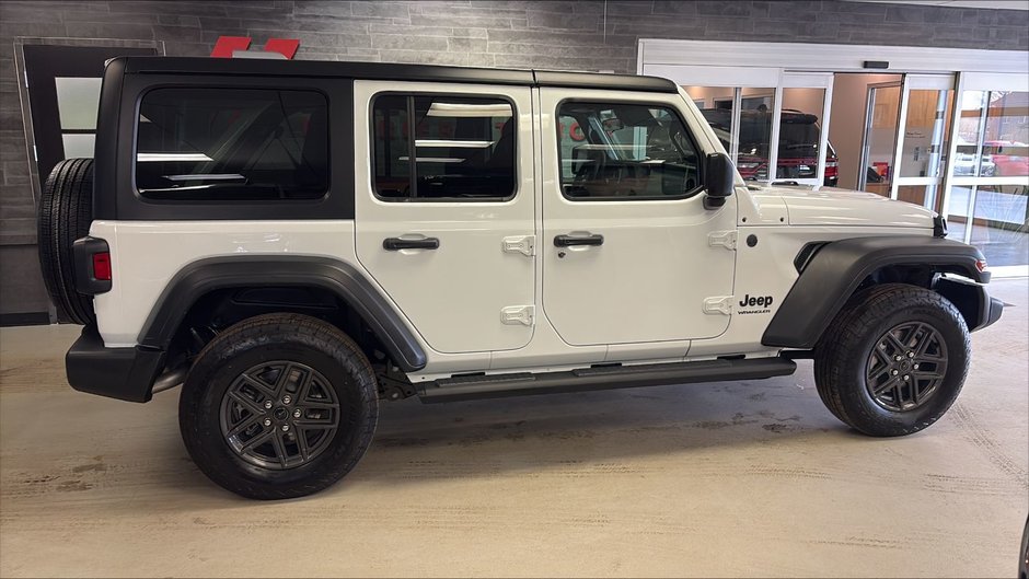 Jeep Wrangler 4-Door SPORT S 2026