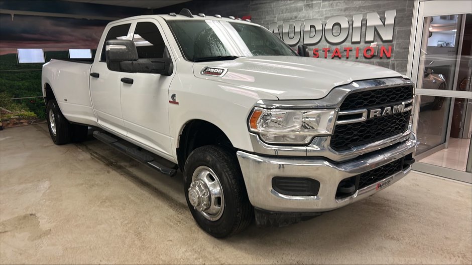 2023 Ram 3500 CREW Tradesman
