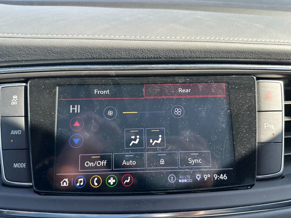 2021 Buick Enclave AWD 4dr Essence-27