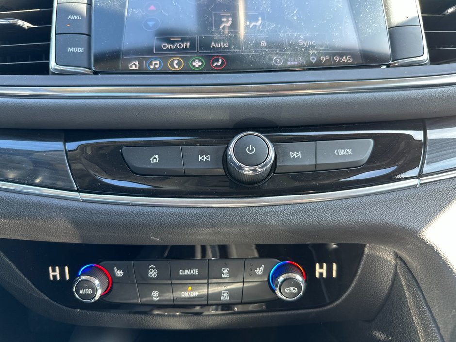 2021 Buick Enclave AWD 4dr Essence-26