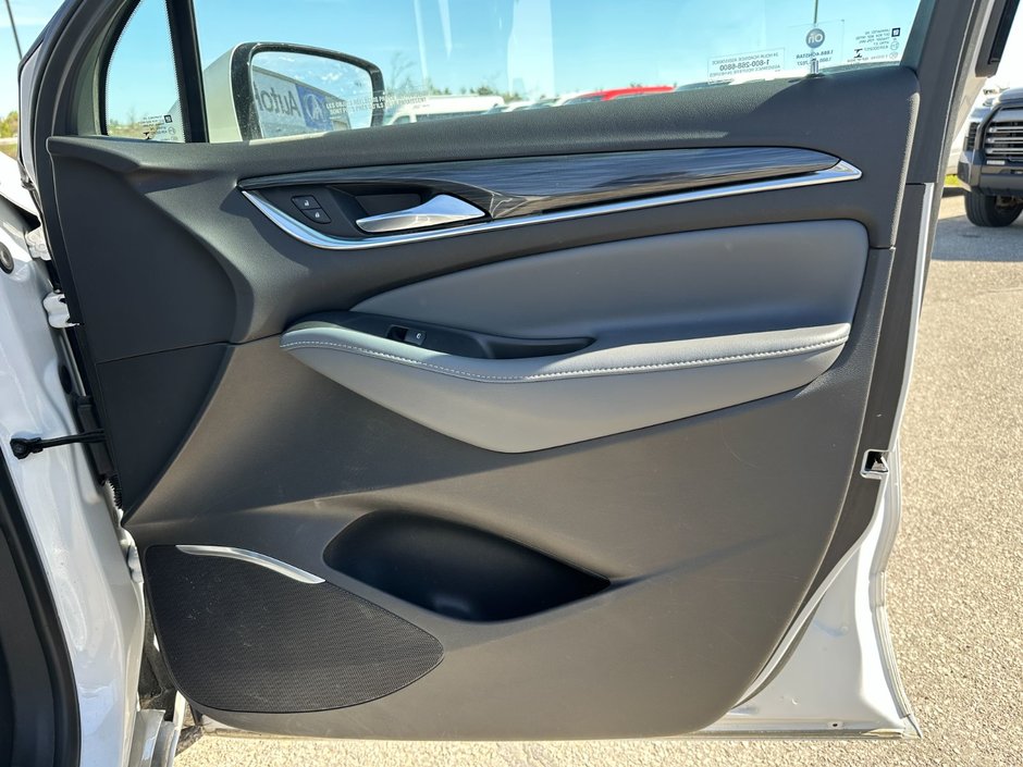 2021 Buick Enclave AWD 4dr Essence-17