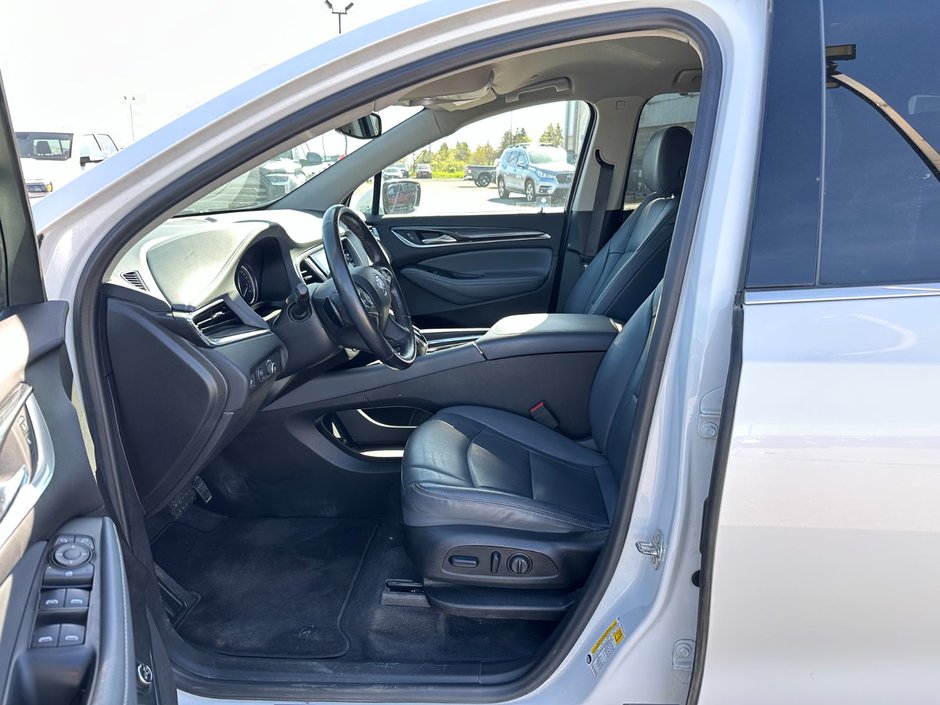 2021 Buick Enclave AWD 4dr Essence-10