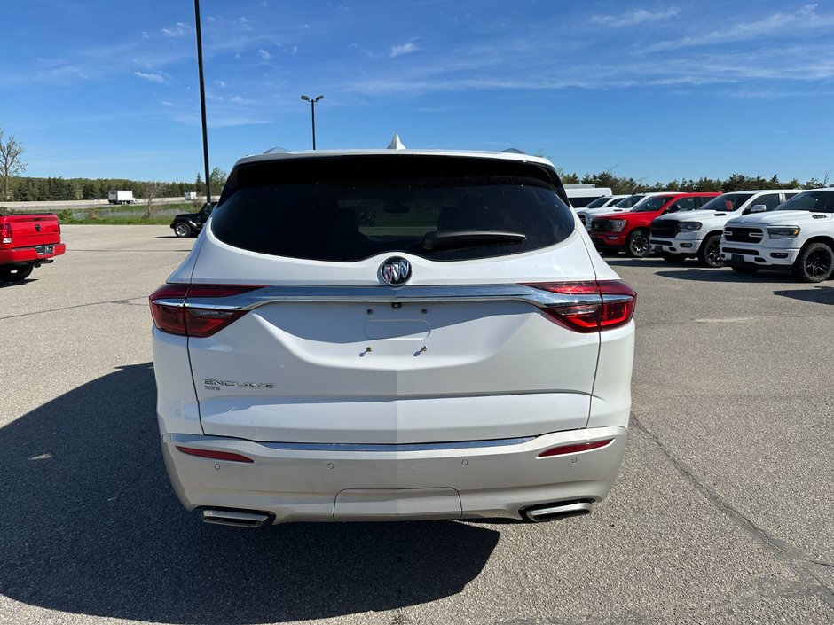 2021 Buick Enclave AWD 4dr Essence-5
