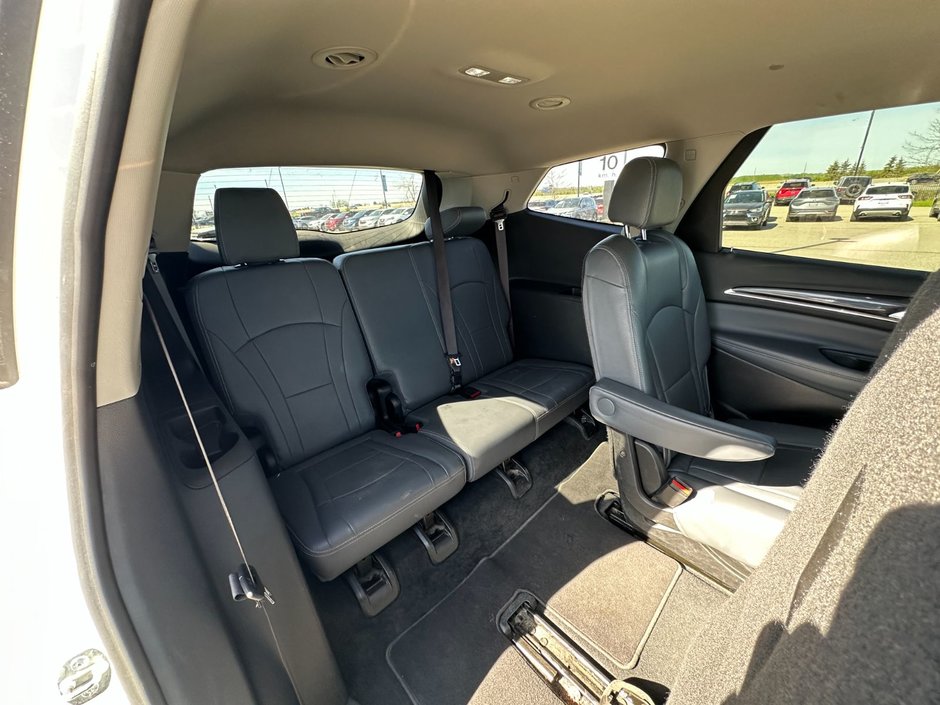 2021 Buick Enclave AWD 4dr Essence-16