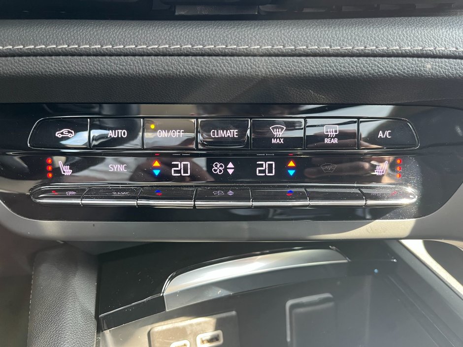 2023 Buick ENVISION AWD 4dr Preferred-28