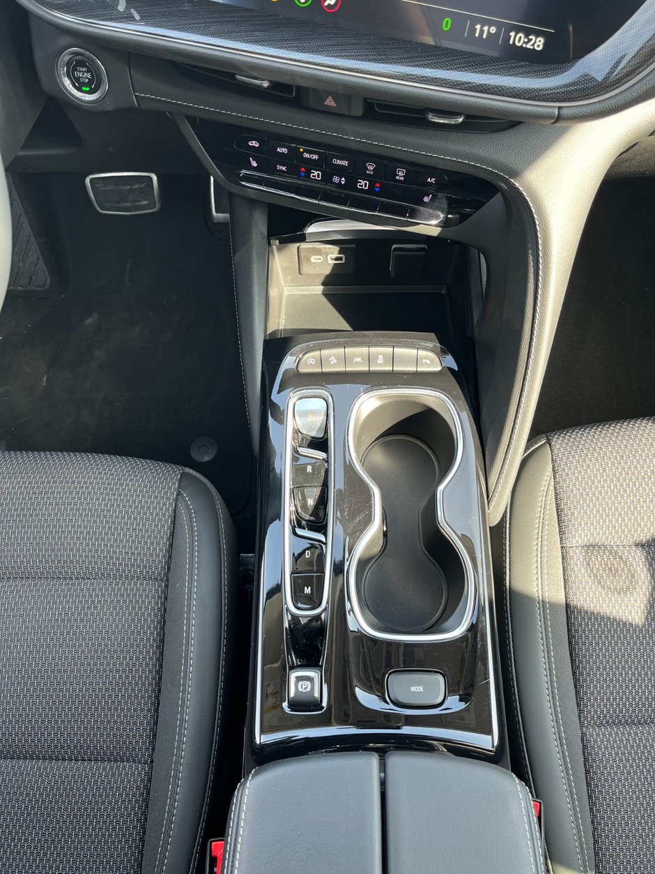 2023 Buick ENVISION AWD 4dr Preferred-26