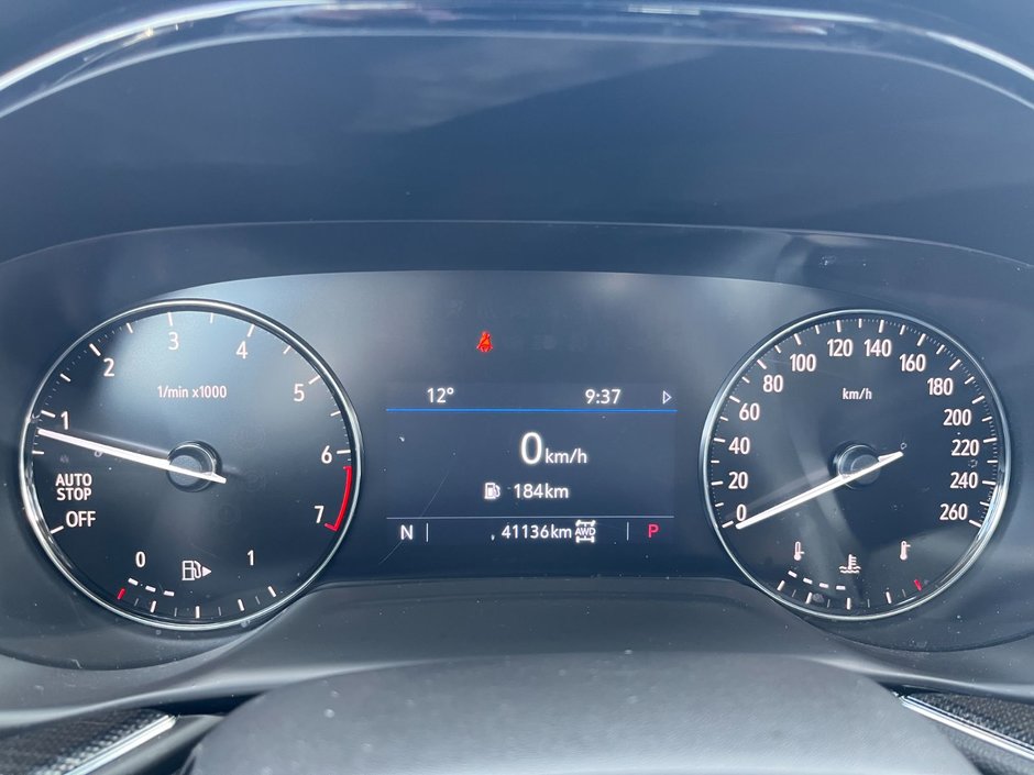 2023 Buick ENVISION AWD 4dr Preferred-24