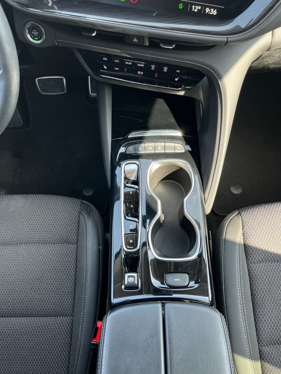 2023 Buick ENVISION AWD 4dr Preferred-26