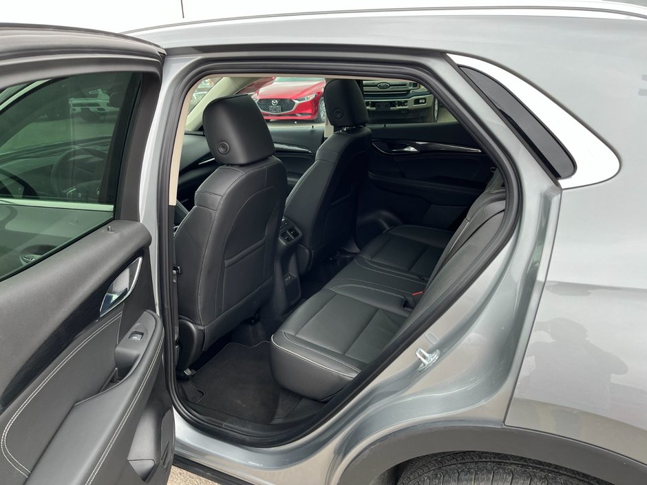 2023 Buick ENVISION AWD 4dr Essence-12